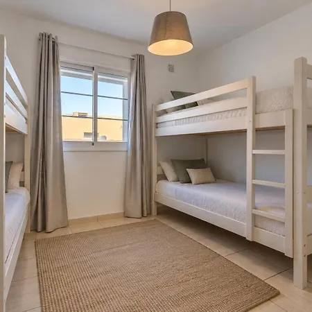 Ostello Banama Coliving 2 - Coworking, Surf & Yoga