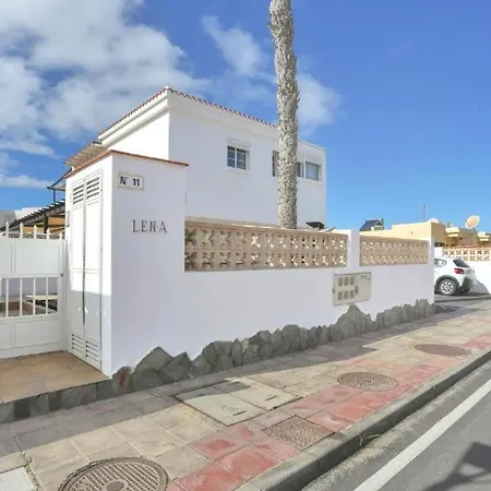 Banama Coliving 2 - Coworking, Surf & Yoga Ostello Corralejo