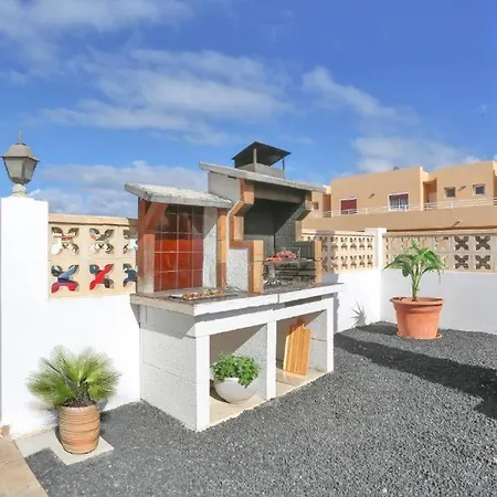 Banama Coliving 2 - Coworking, Surf & Yoga Ostello *