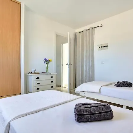 Banama Coliving 2 - Coworking, Surf & Yoga Ostello Corralejo