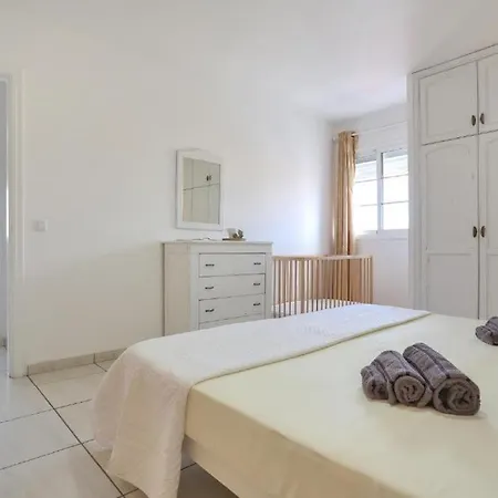Banama Coliving 2 - Coworking, Surf & Yoga Ostello Corralejo