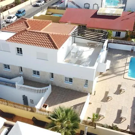 Banama Coliving 2 - Coworking, Surf & Yoga Ostello Corralejo