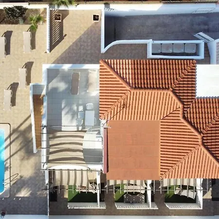 Banama Coliving 2 - Coworking, Surf & Yoga Corralejo