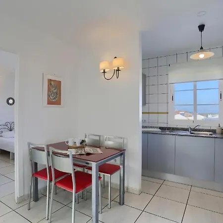 Banama Coliving 2 - Coworking, Surf & Yoga Ostello *