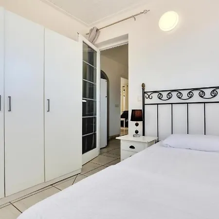 Ostello Banama Coliving 2 - Coworking, Surf & Yoga