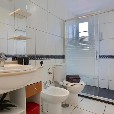 Ostello Banama Coliving 2 - Coworking, Surf & Yoga *