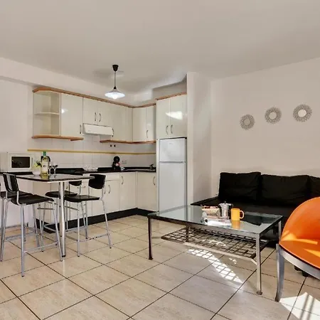 Banama Coliving 2 - Coworking, Surf & Yoga *